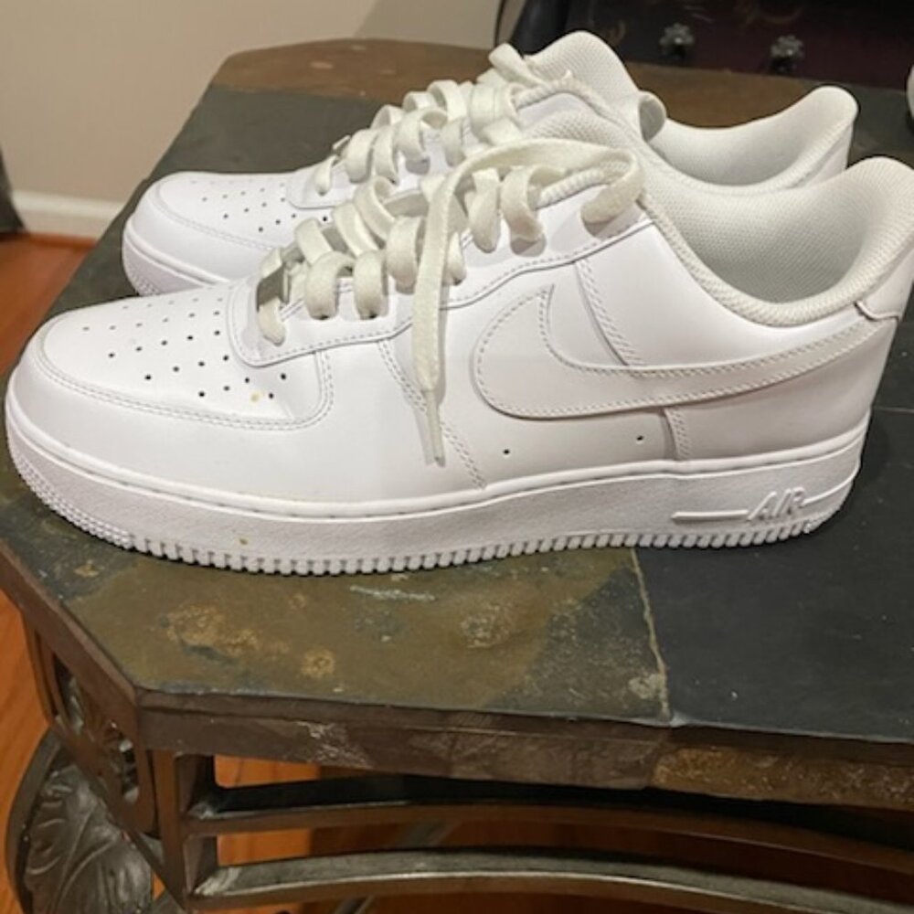 Airforce One, Low top White Size 10 1/2 Men